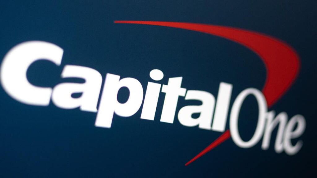 Capital One nhận được sự chấp thuận của tòa án cho thỏa thuận dàn xếp với khách hàng trị giá 425 triệu đô la.