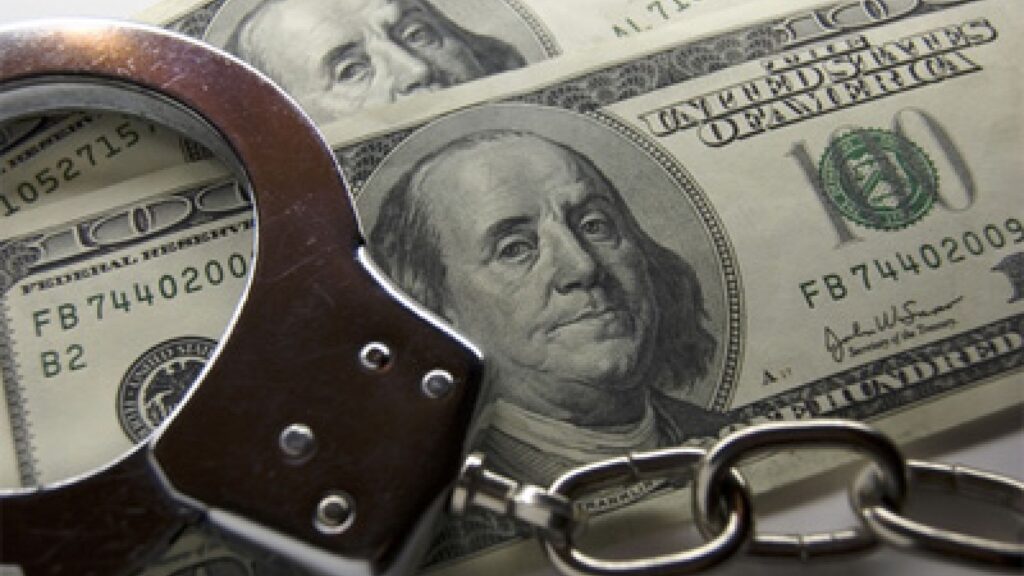 Người đàn ông ở Utah bị kết án 3 năm tù vì tội lừa đảo 2,9 triệu đô la.