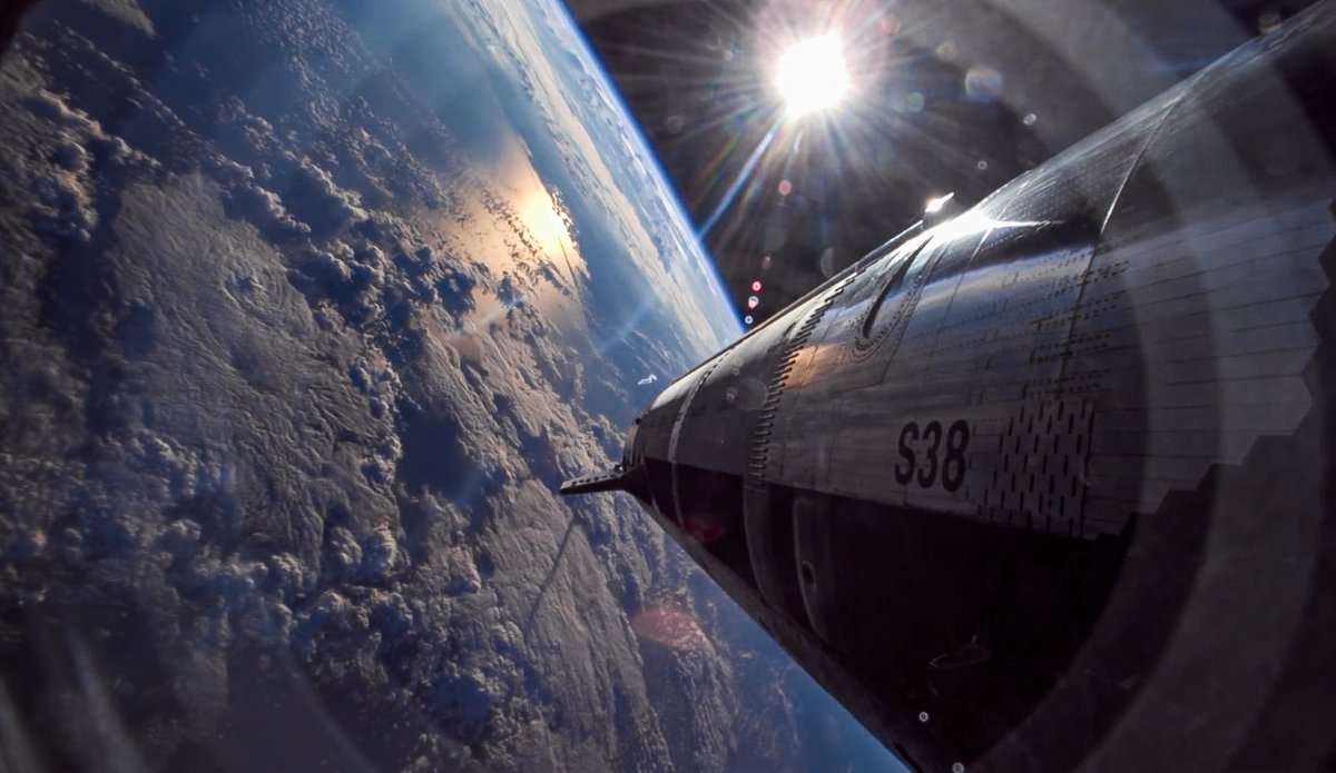 SpaceX và xAI nhắm đến thương vụ sáp nhập trị giá 1,25 nghìn tỷ đô la