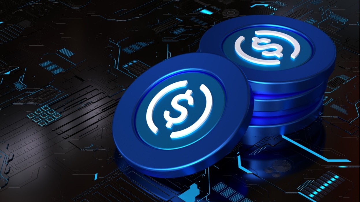 Coinbase mở rộng phạm vi tiếp cận USDC thông qua hợp tác với Hyperliquid Treasury.