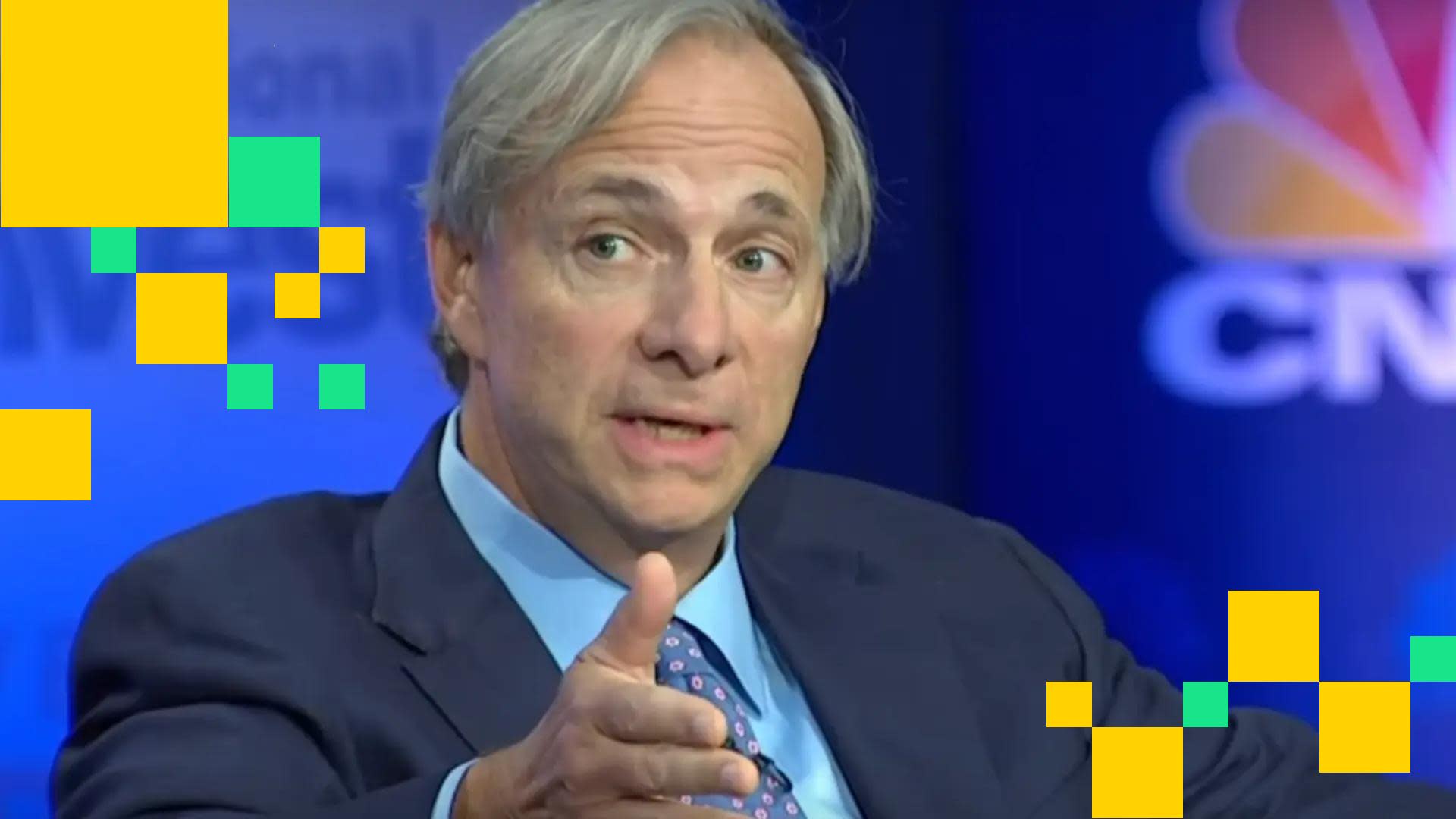 Ray Dalio đặt câu hỏi về vai trò trú ẩn an toàn của Bitcoin trong khi Saylor phản bác.